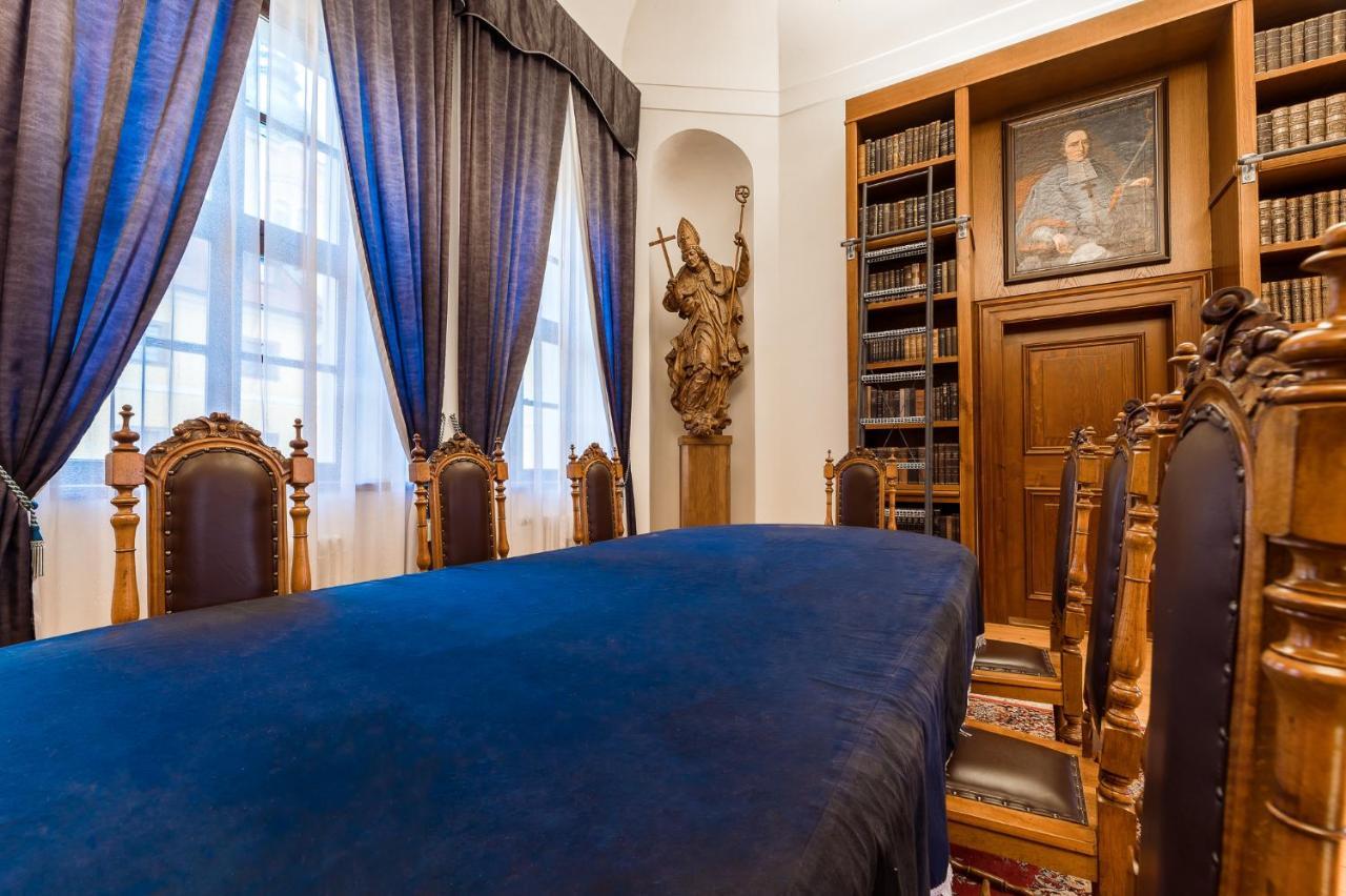 Nove Adalbertinum Hradec Králové Dış mekan fotoğraf